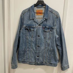 Levi’s Men’s Trucker Jacket
